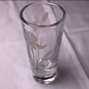 Vintage 1999 Bath & Body Works Tulip & Iris Etched Vase Clear 5.5”